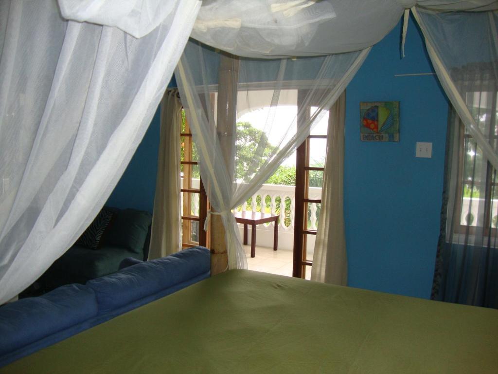 By The Sea Vacation Home And Villa Port Antonio Room photo